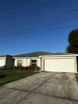 1226 SW 7th Ct in Cape Coral, FL - Building Photo