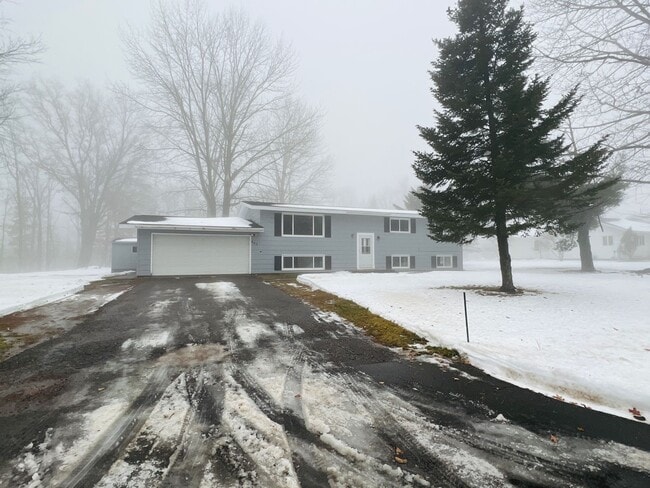 property at 152671 Cloverland Ln