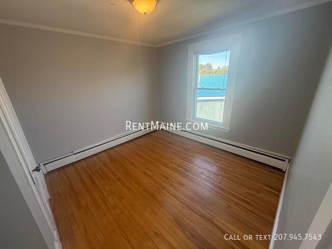 21 Webster Ave in Bangor, ME - Building Photo - Building Photo