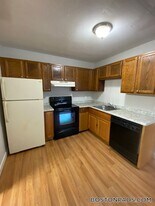 8 Elko St in Boston, MA - Building Photo