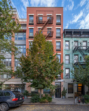 231 E 111th St in New York, NY - Building Photo - Primary Photo