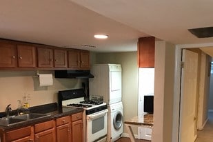 3522 Greenspring Ave in Baltimore, MD - Building Photo