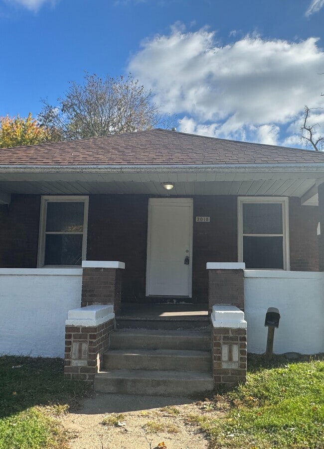 property at 2018 S Brookfield St