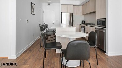 1320 4th St NE, Unit 607 in Washington, DC - Building Photo - Building Photo
