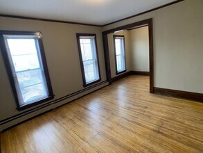 698 Conway St in St. Paul, MN - Building Photo - Building Photo