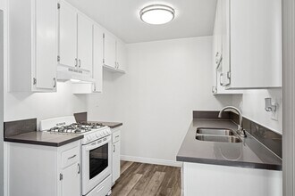 Westland @ Greenleaf in Long Beach, CA - Building Photo - Building Photo