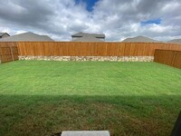 528 Meadow Run Dr in Van Alstyne, TX - Foto de edificio - Building Photo