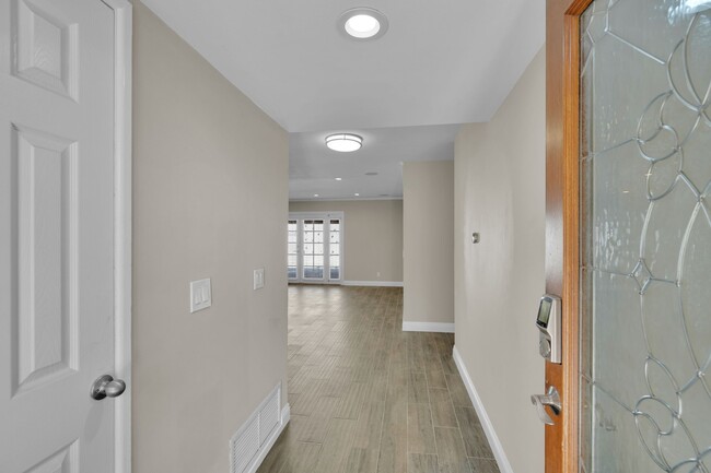 20111 Lakemore Dr in Santa Clarita, CA - Building Photo - Building Photo