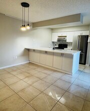 200 S Banana River Blvd in Cocoa Beach, FL - Building Photo - Building Photo