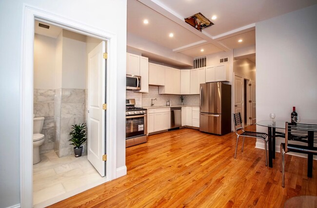 80 Marion St in Boston, MA - Building Photo - Building Photo