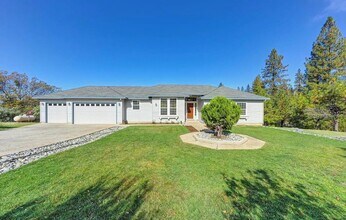 19740 Wedemeyer Pl in Colfax, CA - Building Photo - Building Photo