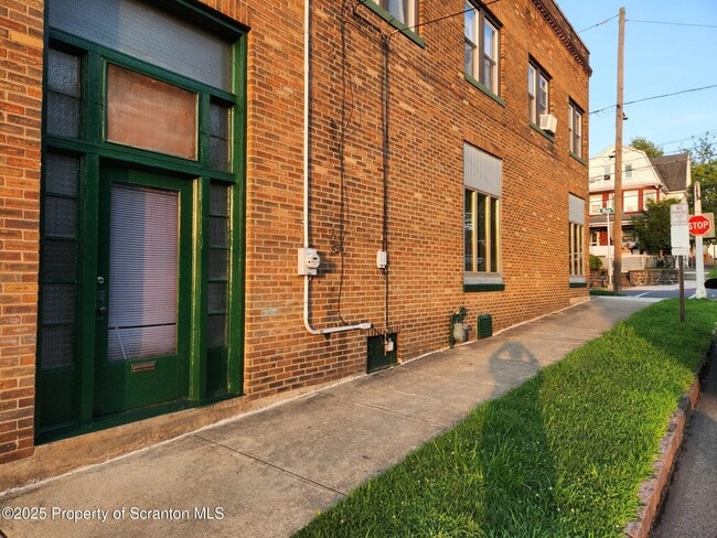 580 E Main St in Wilkes-Barre, PA - Building Photo - Building Photo