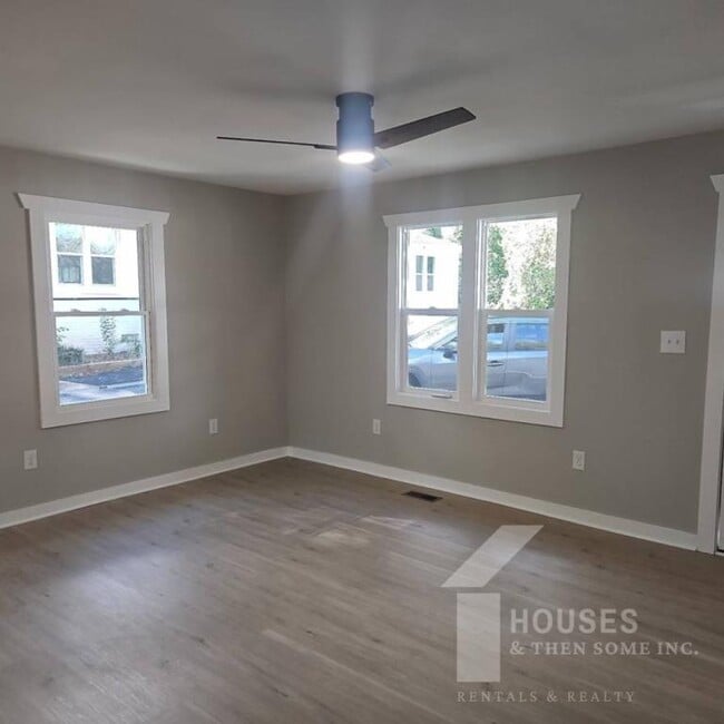 511 Hampton Ave in Greenville, SC - Building Photo - Building Photo