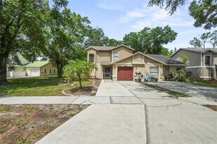 5002 Corvette Dr in Tampa, FL - Building Photo