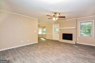 1642 Sugarmaple Dr SW in Conyers, GA - Building Photo - Building Photo