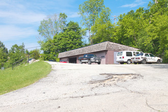 1414 Wayne Rd in West Bend, WI - Building Photo - Building Photo