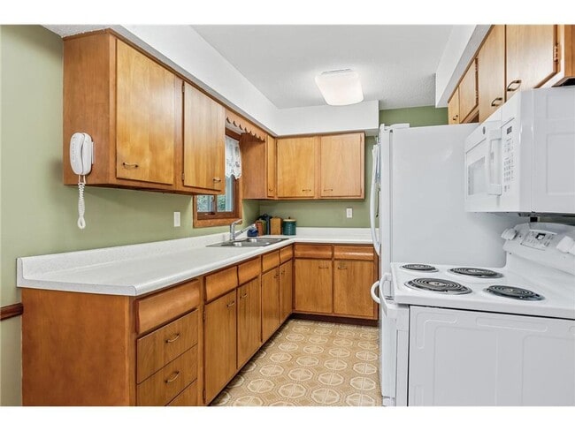 4613 Aquila Ave N in Minneapolis, MN - Building Photo - Building Photo