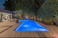 8610 W Knl Dr in West Hollywood, CA - Building Photo - Building Photo