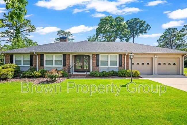property at 2417 Dartmouth Dr