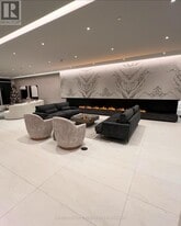 30 Upper Mall Wy in Vaughan, ON - Building Photo