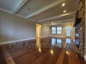 5805 Dotmar Way in North Highlands, CA - Building Photo - Building Photo