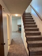 990 S 70th St in Springfield, OR - Building Photo - Building Photo