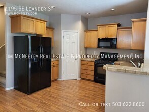 1195 SE Leander St in Hillsboro, OR - Building Photo - Building Photo