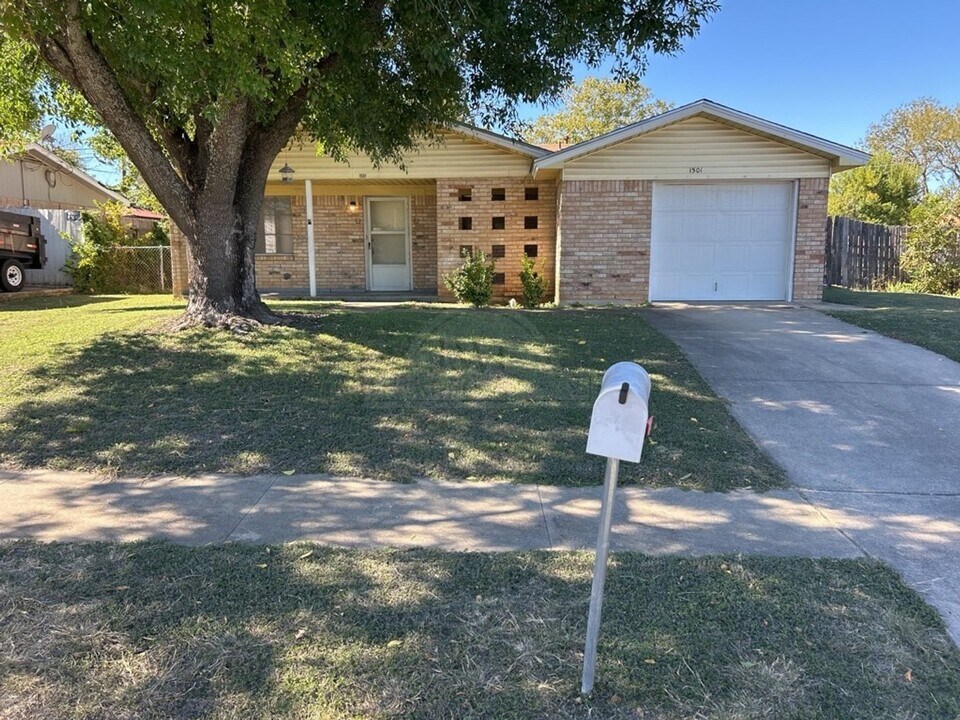 1501 Richard Dr in Killeen, TX - Building Photo