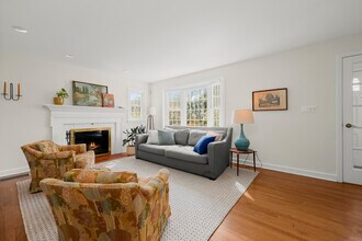 15 Folwell Rd in Norwalk, CT - Building Photo - Building Photo
