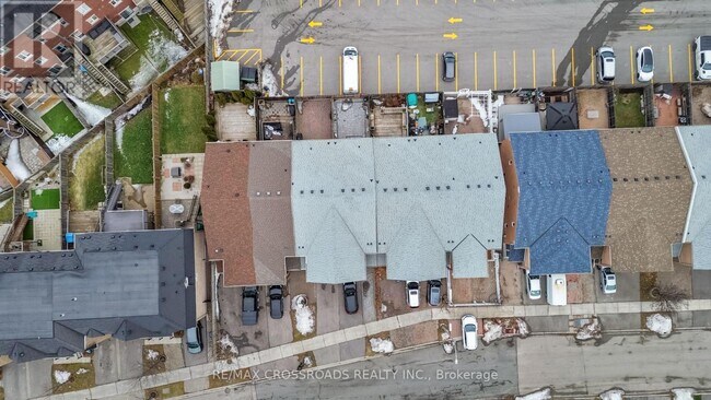 38 Jinnah Ct in Toronto, ON - Building Photo - Building Photo