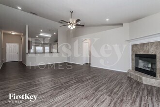 6531 Evergreen Park Dr in Lakeland, FL - Building Photo - Building Photo
