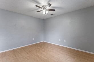 2316-2318 N Raven Ln in Fayetteville, AR - Building Photo - Building Photo