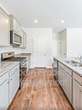145 Smt Vw Dr in Summerville, SC - Building Photo - Building Photo