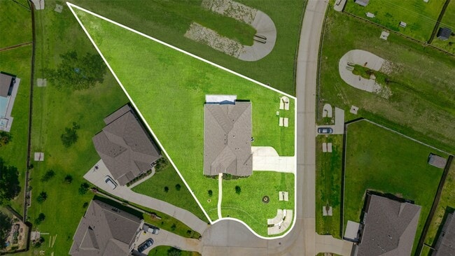 property at 40902 Welbey Ct