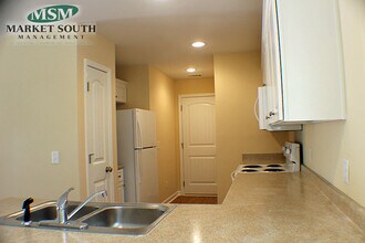 251 Zeigler Rd in Bloomingdale, GA - Building Photo - Building Photo