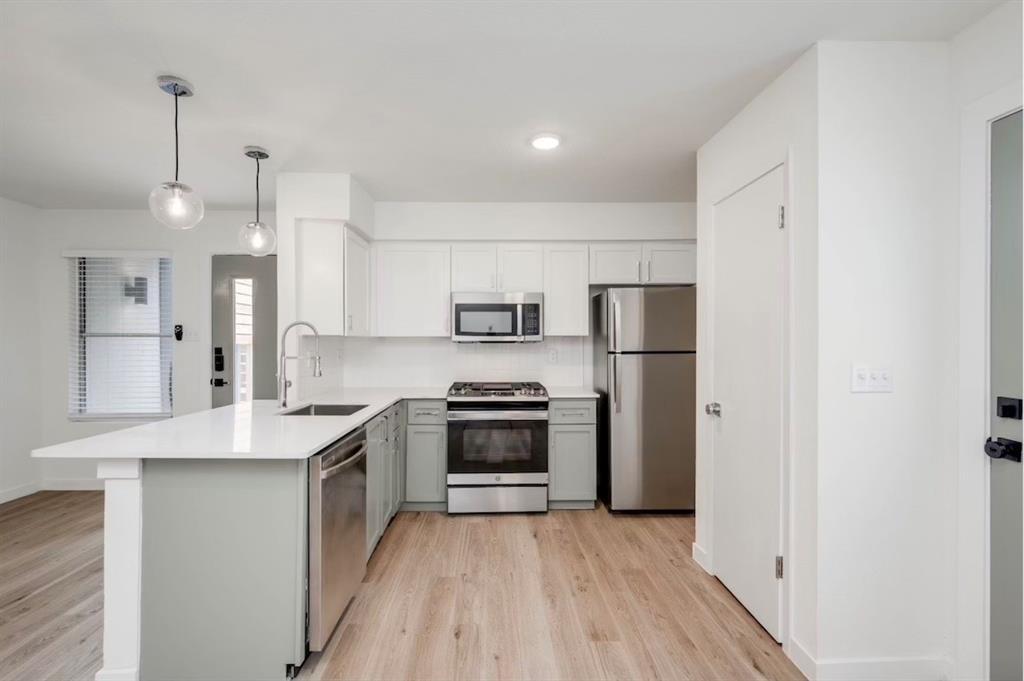 5706 Cougar Dr in Austin, TX - Foto de edificio