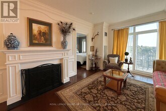 650 Mt Pleasant Rd in Toronto, ON - Building Photo - Building Photo