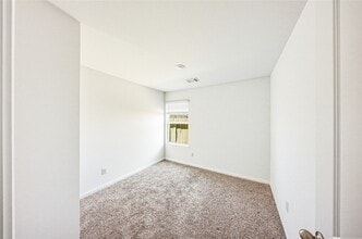 16802 N Marie Vlg Dr in Conroe, TX - Building Photo - Building Photo