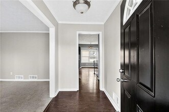 1075 Forest Heights Rd in Stone Mountain, GA - Building Photo - Building Photo