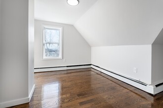 25 Courtland St in Everett, MA - Building Photo - Building Photo