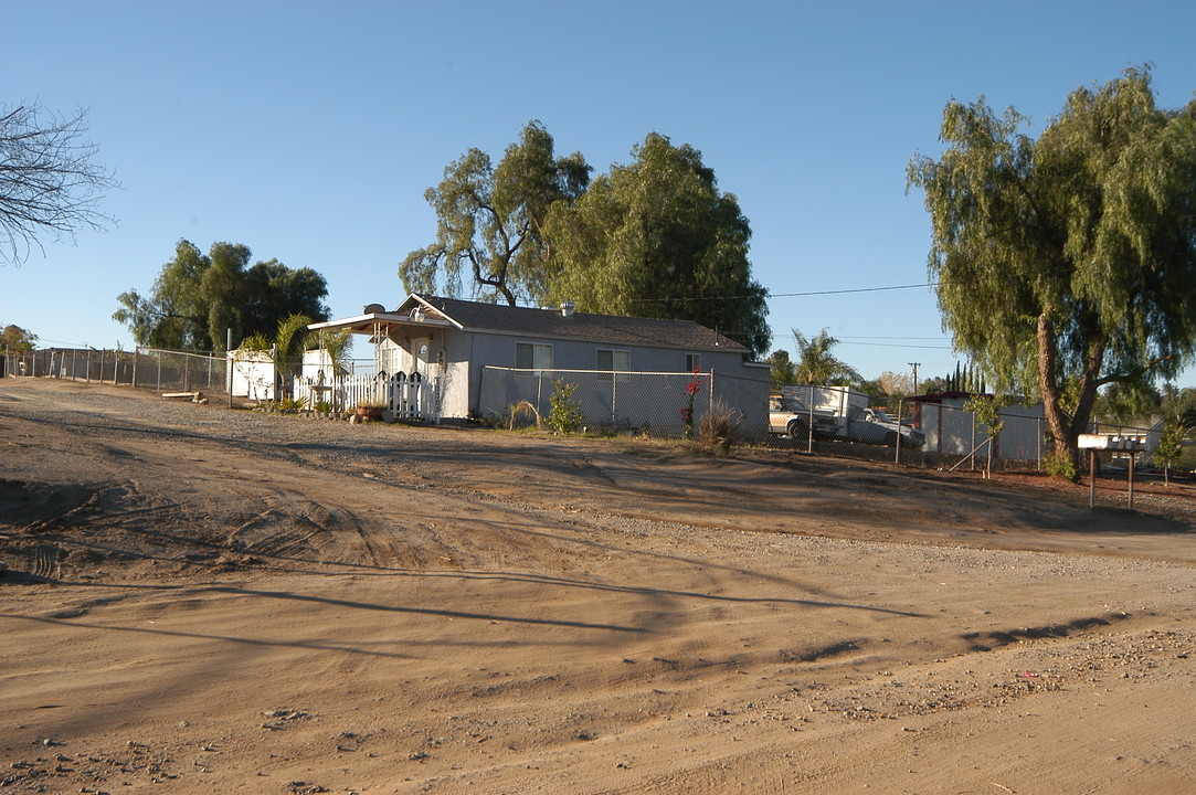 17305 Sage St in Riverside, CA - Building Photo