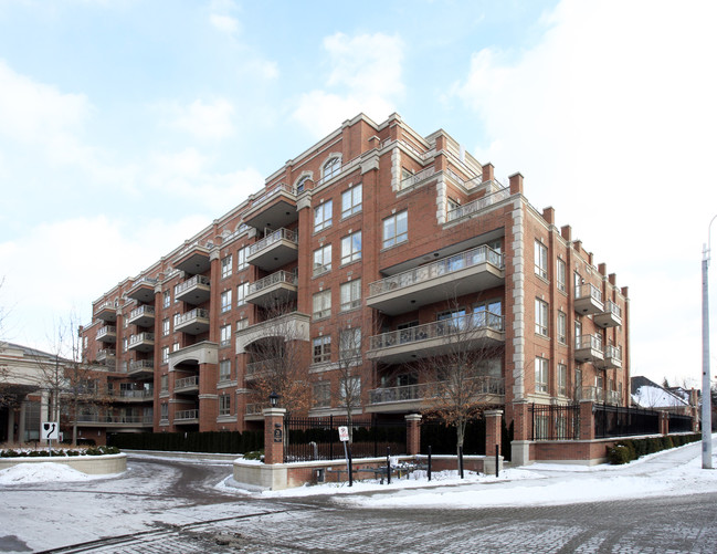 21 Burkebrook Pl in Toronto, ON - Building Photo - Primary Photo