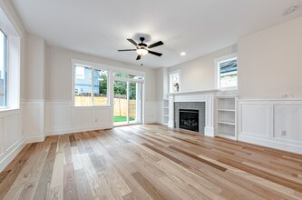 9047 N Mohawk Ave in Portland, OR - Building Photo - Building Photo