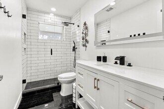 921 SE 13th Ct in Deerfield Beach, FL - Building Photo - Building Photo