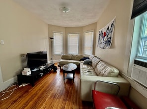 185 Powder House Blvd, Unit 1 in Somerville, MA - Building Photo - Building Photo
