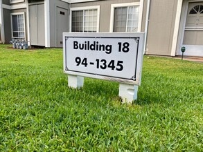 94-1330-1345 Kulewa Loop in Waipahu, HI - Building Photo - Building Photo