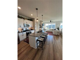 5539 Welter Wy in Chaska, MN - Building Photo