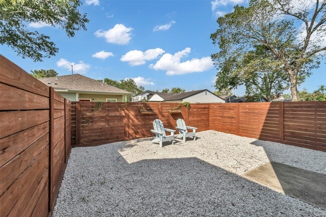 property at 3925 Lowden St