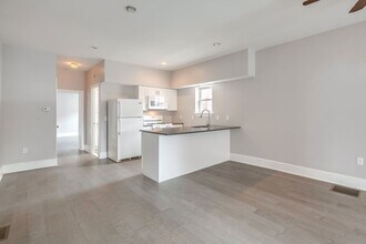 1400 S 16th St in Philadelphia, PA - Building Photo - Building Photo