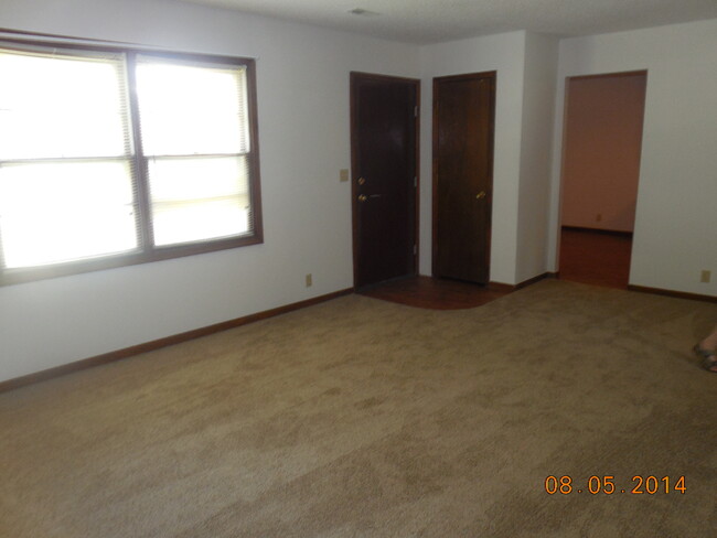 2417 Morningside Dr, Unit 1 in Lawrence, KS - Building Photo - Building Photo